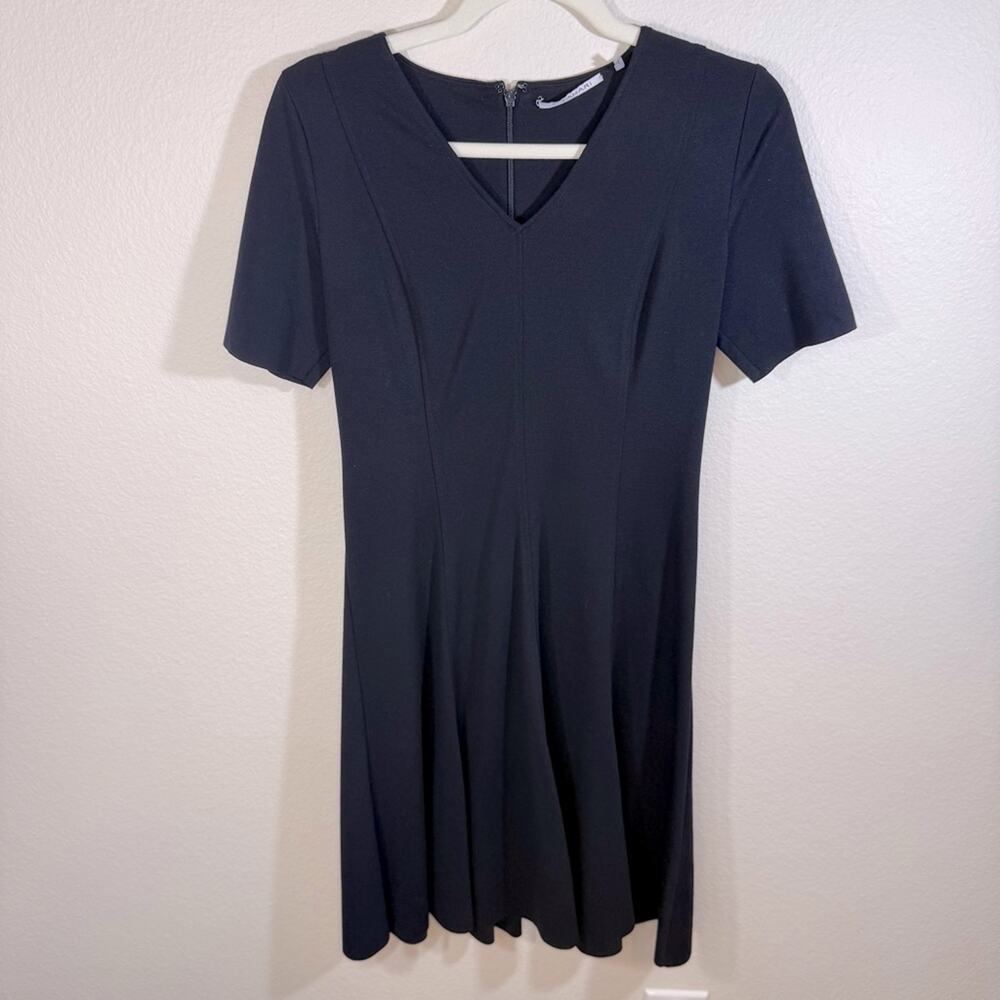 T TAHARI Navy Dress
